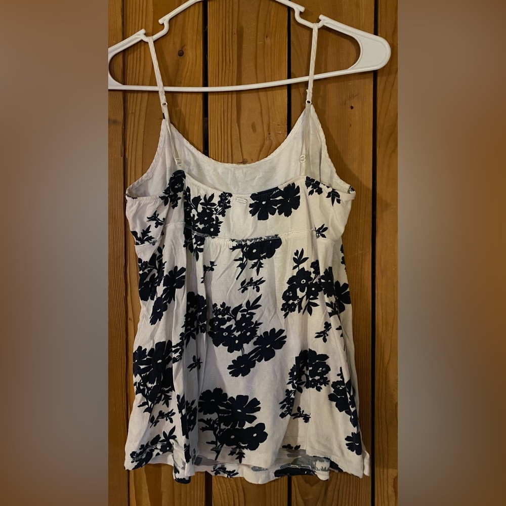 Aeropostale White and Navy Floral Cami Top - Picture 4 of 5